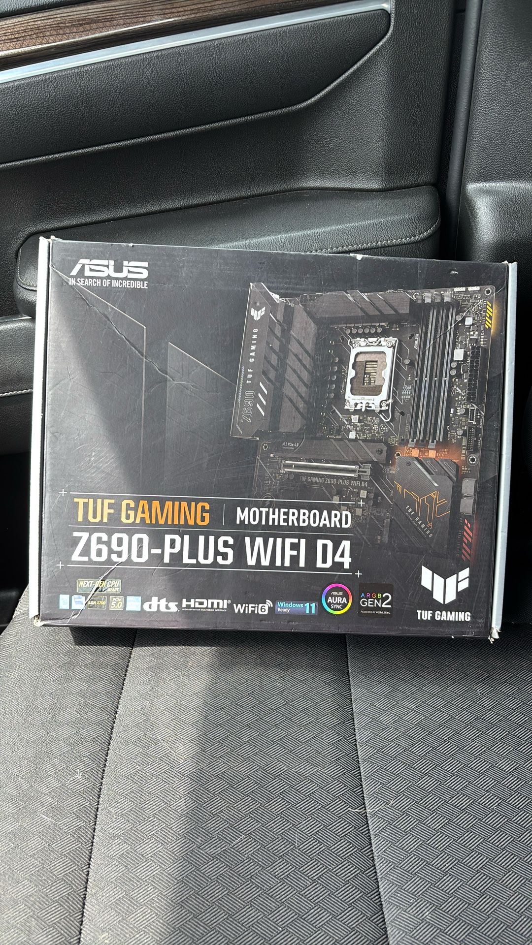 Tuf Gaming motherboard space