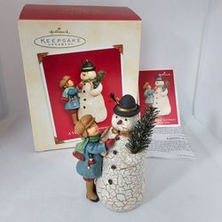 New 2003 Hallmark A Very Merry Snowman Girl Christmas Ornament visit Child Built 

Brand new,  never displayed ornament 
A very merry snowman 
A visit