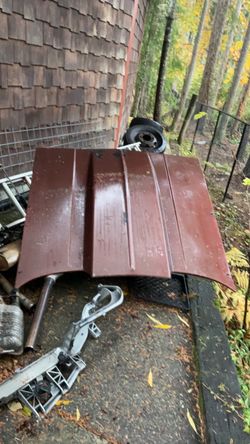 Monte Carlo fiberglass cowl hood