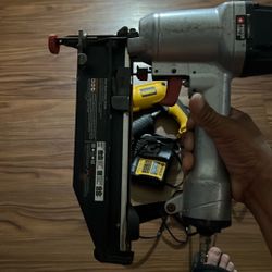 Ports Cable Finish Nail 16 