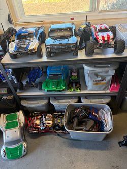 RC car lot (READ DESCRIPTION)
