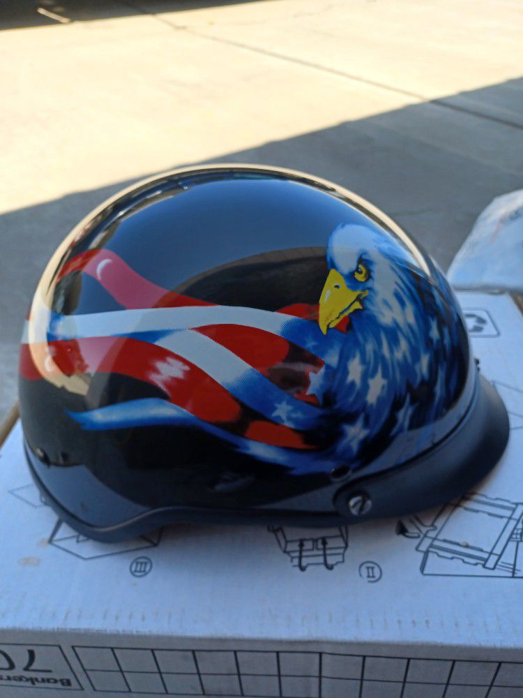 Fairly New American Eagle Motorcycle Helmet
