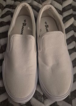 No Boundaries White Canvas Men's Slip-On Casual Shoes Comfort Rubber Sole US 6