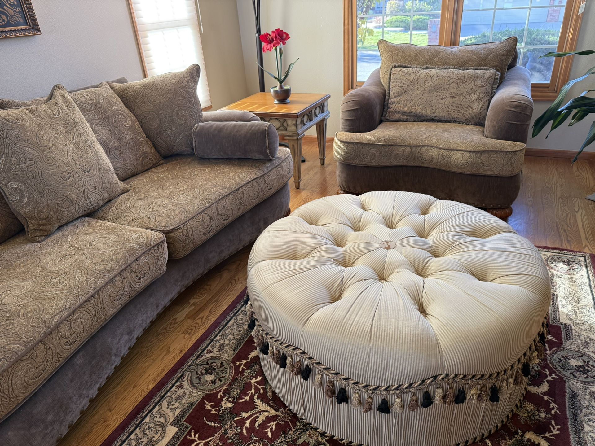 Couch Sofa Ottoman Coffee Table