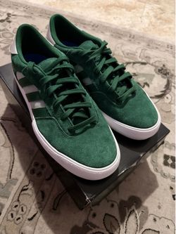 Men’s adidas shoes size 8.5