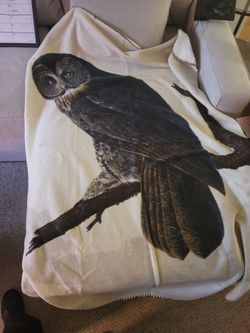 Thin Owl Throw Blanket