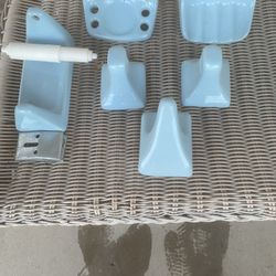 Blue Ceramic Bathroom Fixtures 