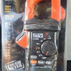 
The Klein Tools CL800 is an auto-ranging digital clamp meter 