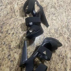 Woman’s Guess Heel