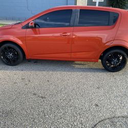 Chevrolet Sonic 