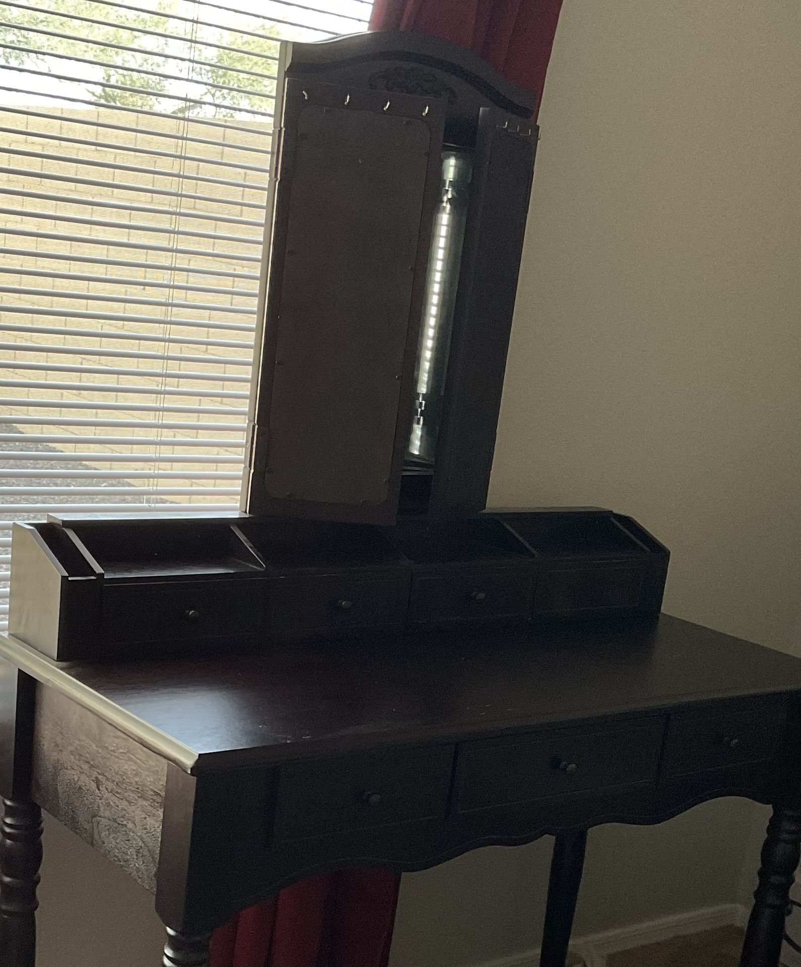 VANITY WITH MIRROR AND WOODEN STOOL (Like New)