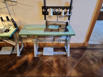 Sewing Machine (JUKI)