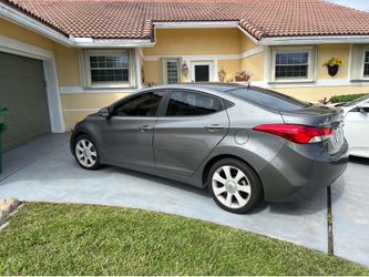 2012 Hyundai Elantra