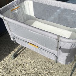 Bedside Sleeper And Adjustable Bassinet
