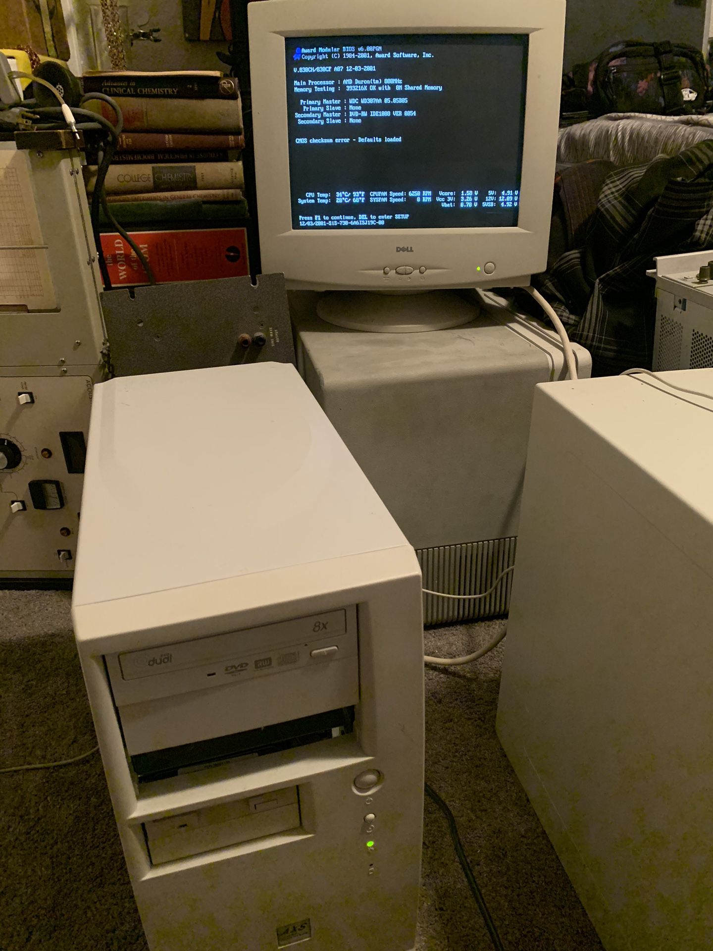 Retro vintage AMD Duron 800mhz windows Xp desktop Computer
