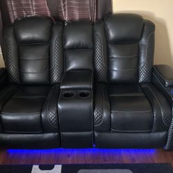  Party Time Dual Power Reclining Loveseat with Console