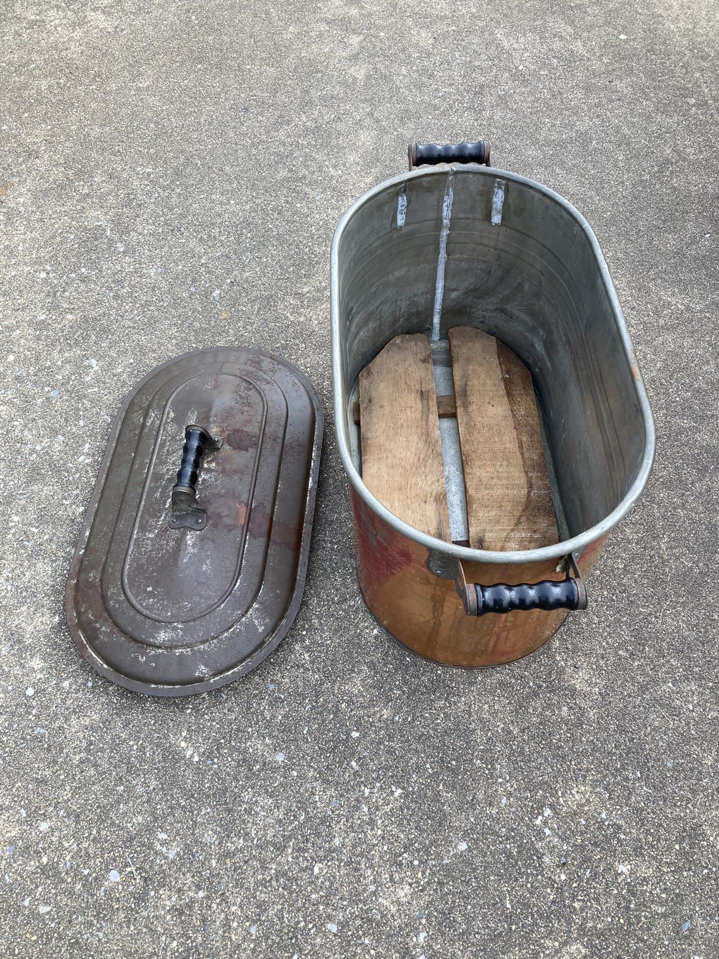 Copper/tub In Really Good Condition 