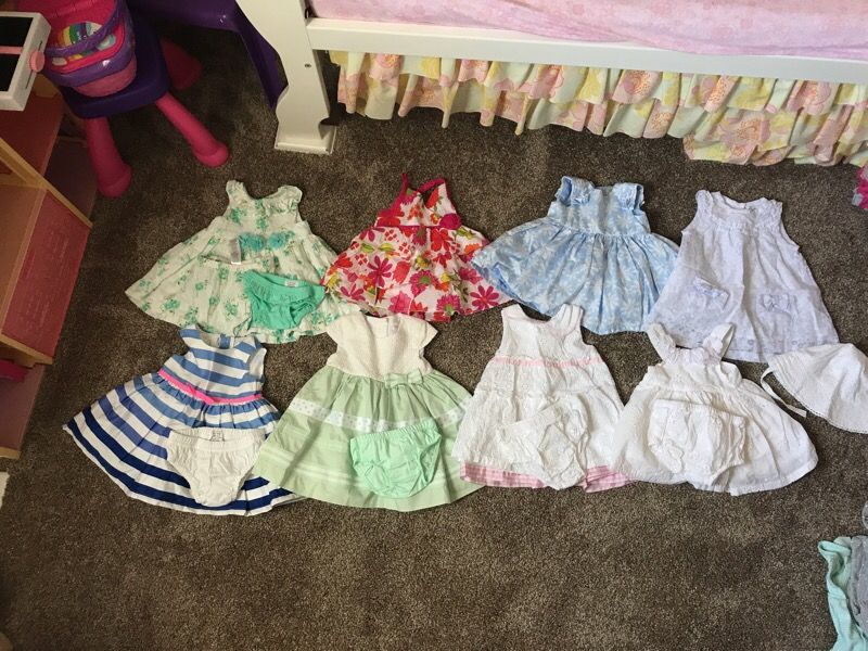 3 month girl dresses like new!