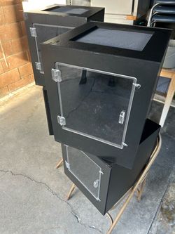 Reptile enclosures