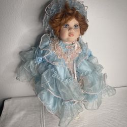 Rustie World Gallery Powder Puff Girl Porcelain Doll 24" Red Hair 545/5000