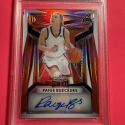 2023 Leaf WEB Exclusive Paige  Bueckers 133/199 Auto Red Prismatic PSA 9