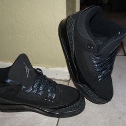 Air Jordan 3's