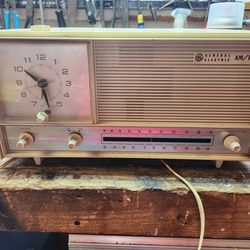 Antique Vintage Tube Radio Works 