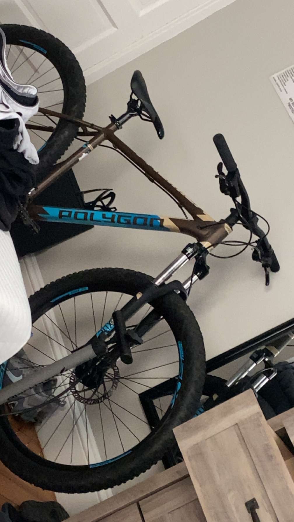 Polygon Premier 4 27.5in Medium Mountain bike