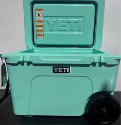 Yeti Tundra Haul wheeled cooler SEAFOAM 50L NEW