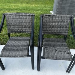 Offerup cheap patio chairs