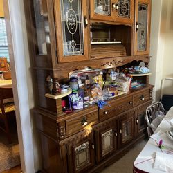 Lighted Hutch
