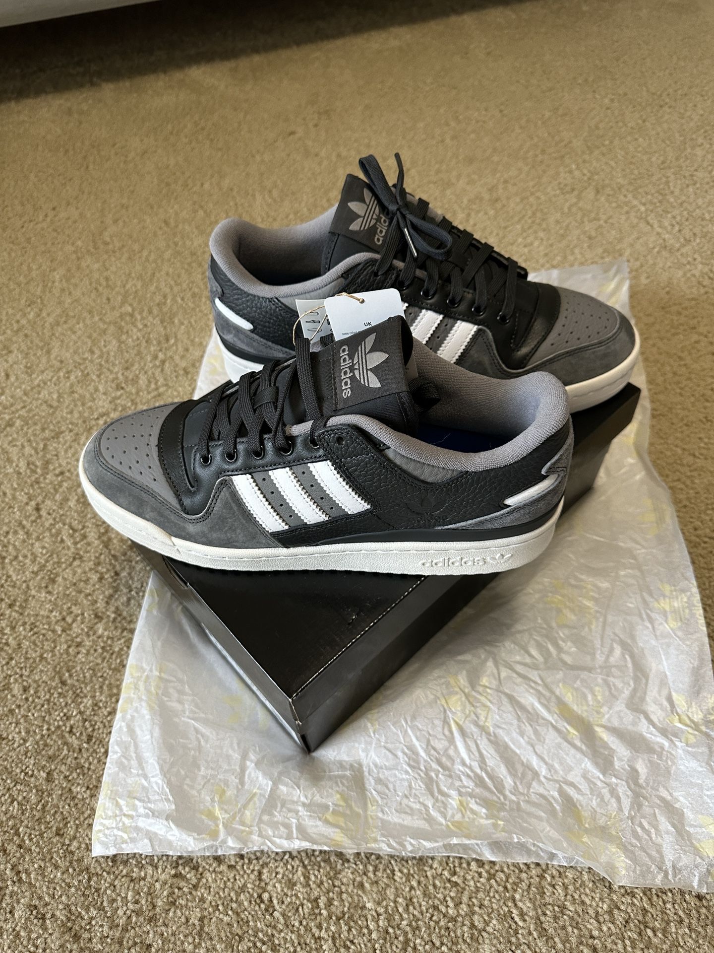 Adidas Forum 84 Low ADV