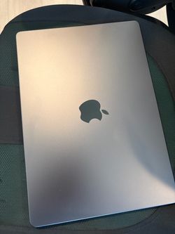 14” MacBook Pro M5 with 24GB RAM 512 GB SSD
