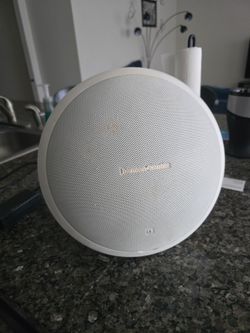 Harman/Kardon Onyx Srudio