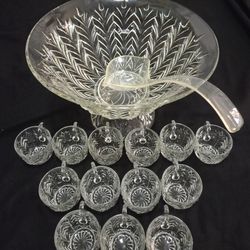 Vintage Jeannette Glass Feather 16 Pc Punch Bowl Set Punch Bowl,Stand, Ladle & 13 Cups