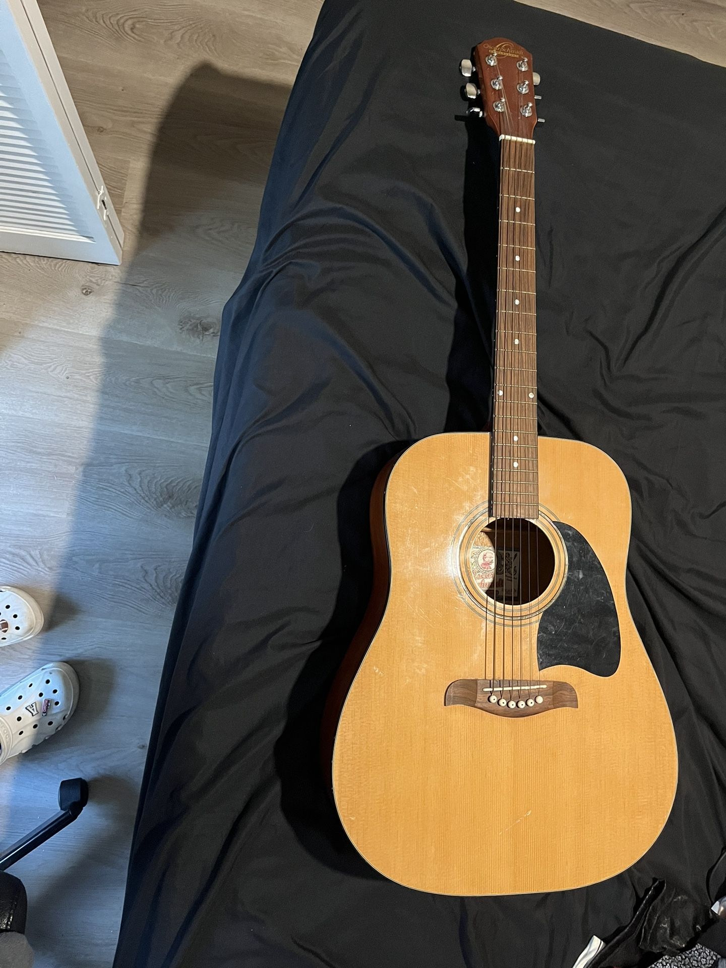 Acoustic Guitar