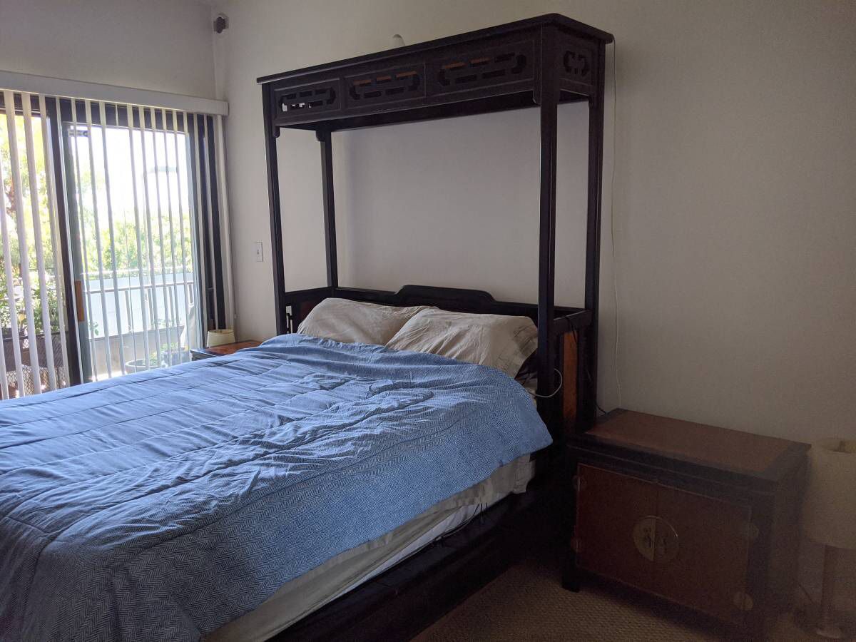 Quality Bedroom set - 4 piece, Queen bed - $400 ob