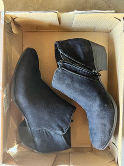 Ana black booties