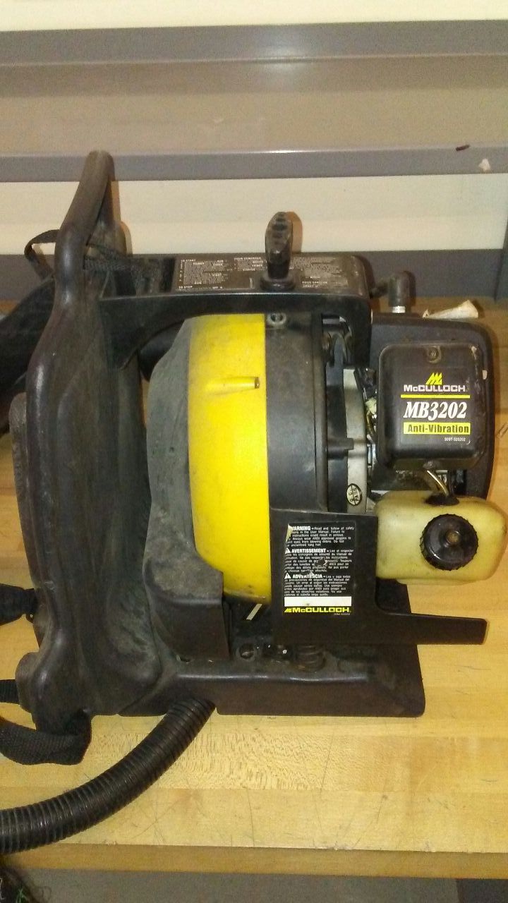 McCulloch blower MB3202