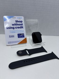 Apple Watch Series 8, 45 mm, Midnight (Black) Aluminum Case, Black Band - LIKE NEW