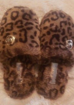 New Michael Kors Slippers