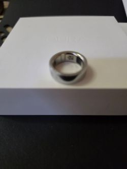 Oura Ring 4th Gen.  Size 9 Silver Like New.