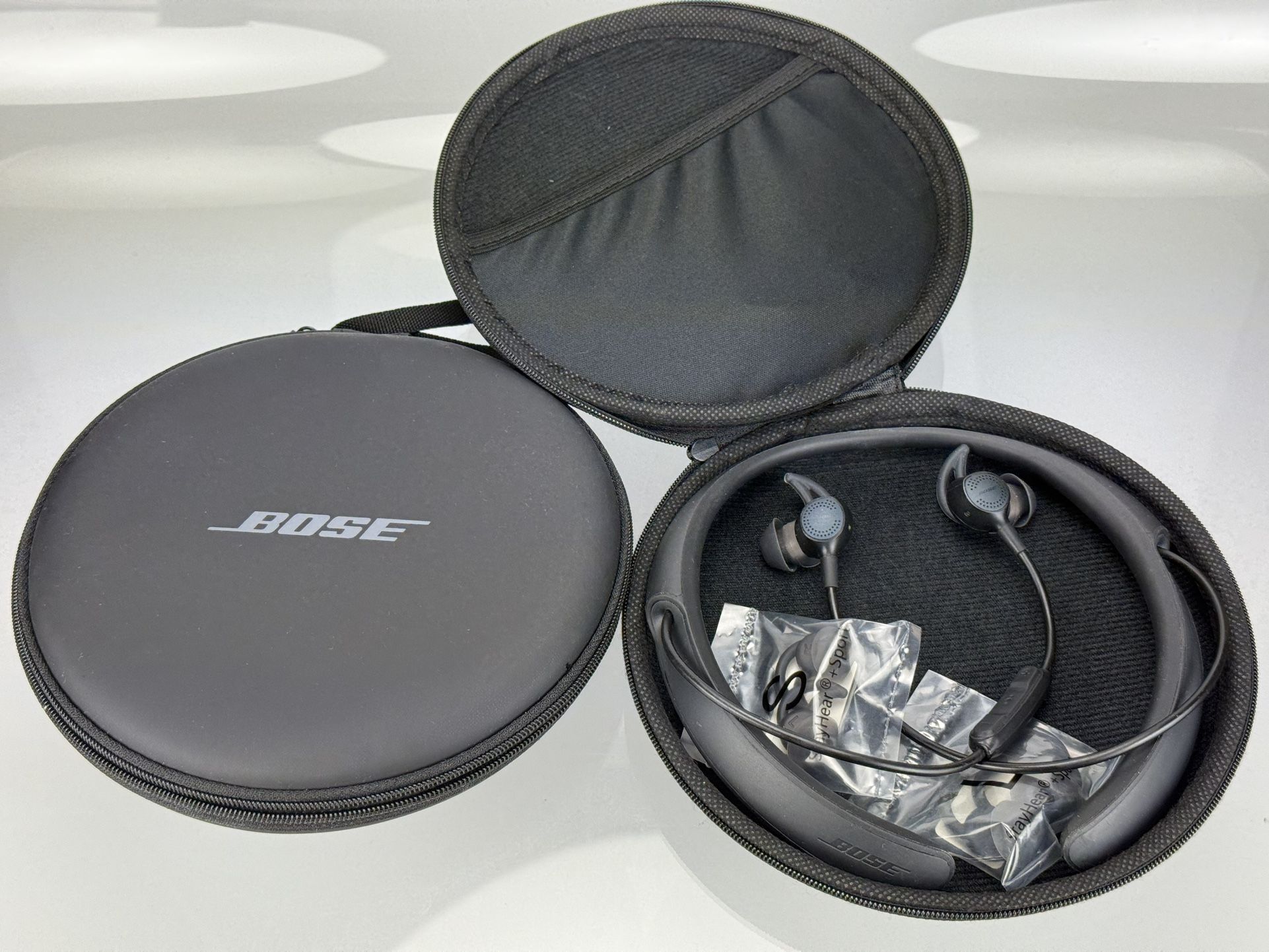 Bose QuietControl 30 Wireless Bluetooth Noise Canceling Earbuds Headphones