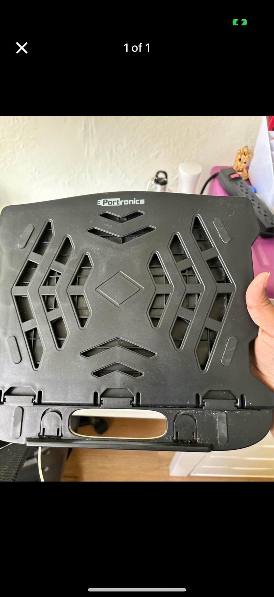 Laptop stand