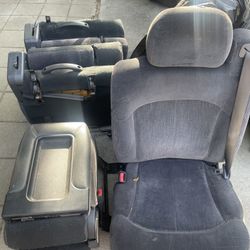 02 Tahoe Seats 