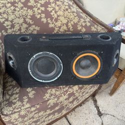 Dual Speakers 
