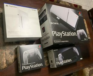 Sony PlayStation 5 30th Anniversary Limited Edition Bundle