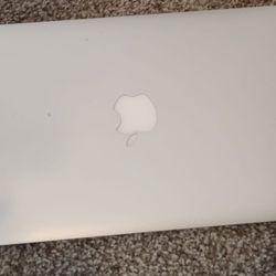 Mac Book Laptop