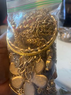 GOLD TONE LOT