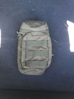 Molle pouche